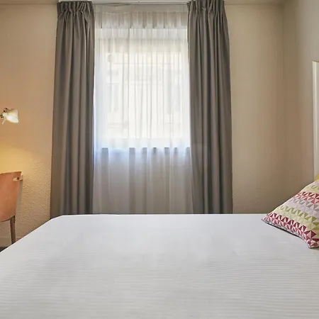 Campanile Centre - Berges Du Rhone