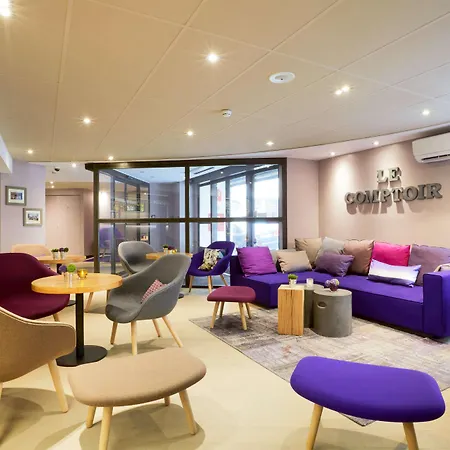 Campanile Centre - Berges Du Rhone 3*