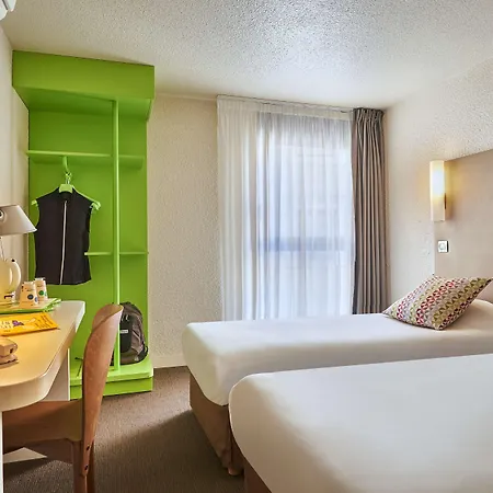 Campanile Centre - Berges Du Rhone Hotel