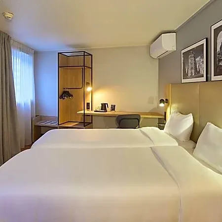 Hotel Campanile Centre - Berges Du Rhone