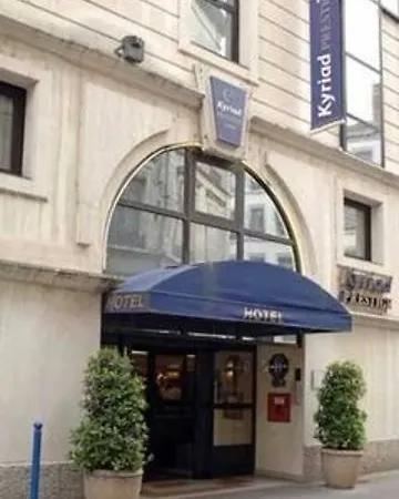 Hotel Campanile Centre - Berges Du Rhone