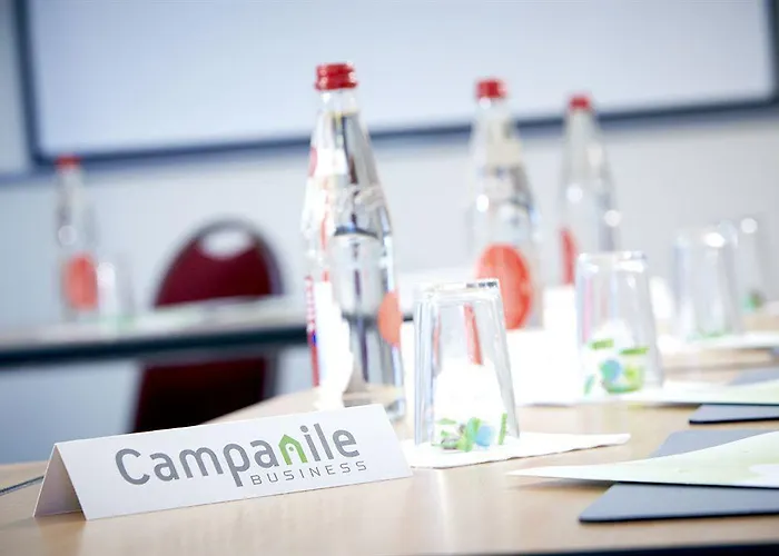 Campanile Centre - Berges Du Rhone 3*