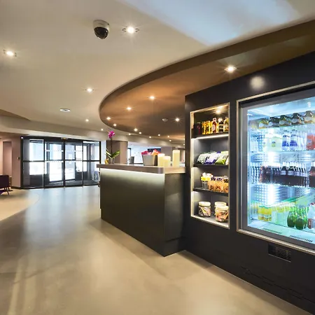 Campanile Centre - Berges Du Rhone Отель Лион