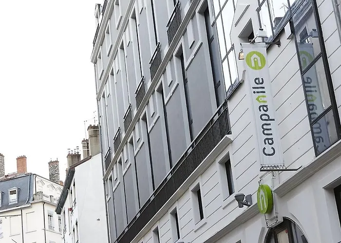 Campanile Centre - Berges Du Rhone 3*