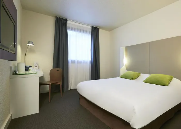 Hotel Campanile Centre - Berges Du Rhone Lyon