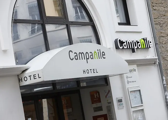 Campanile Centre - Berges Du Rhone Отель 3*