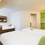 Campanile Centre - Berges Du Rhone Hotel 3*