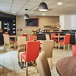Campanile Centre - Berges Du Rhone 3*