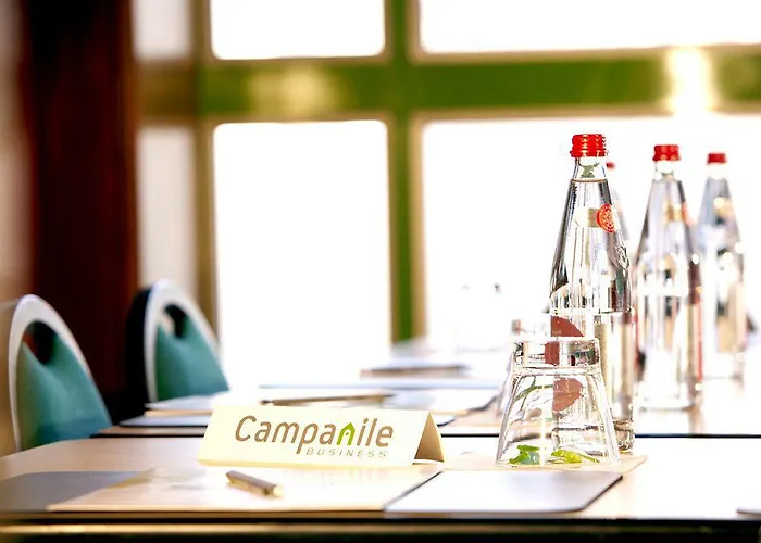 Hotel Campanile Centre - Berges Du Rhone